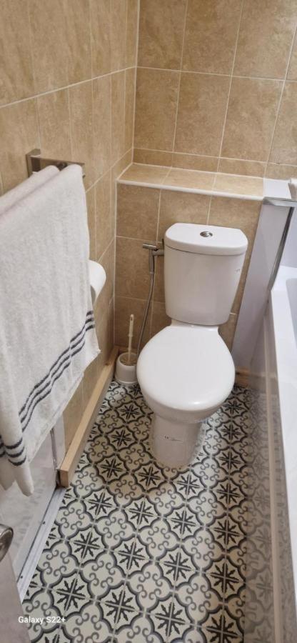 Archillects Entire Two Bedroom Comfy House - Free Parking Glasgow Zewnętrze zdjęcie
